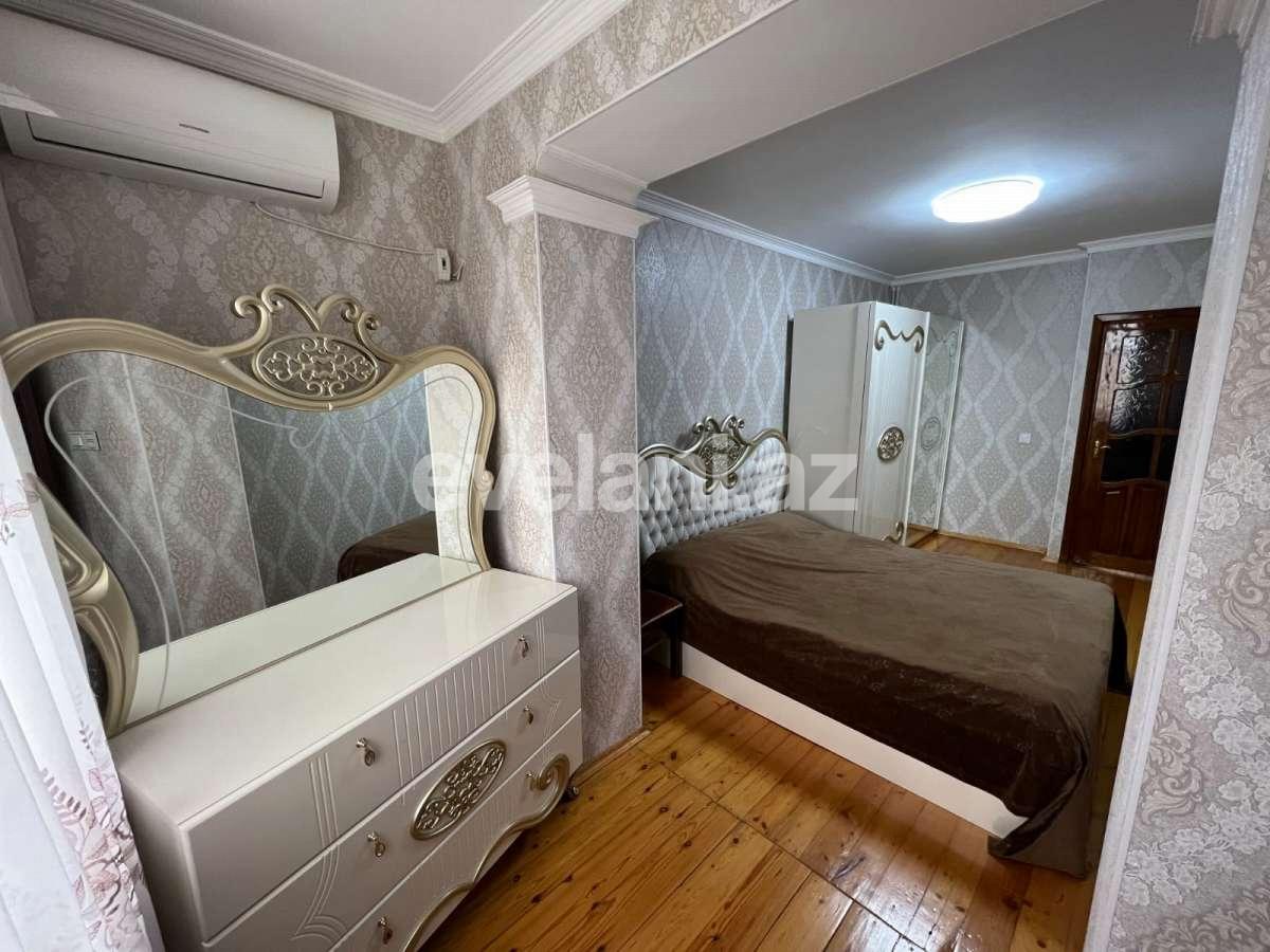 Satılır, köhnə tikili, 3 otaqlı, 113 m², Sumqayıt, 9-cu mikrorayon r.