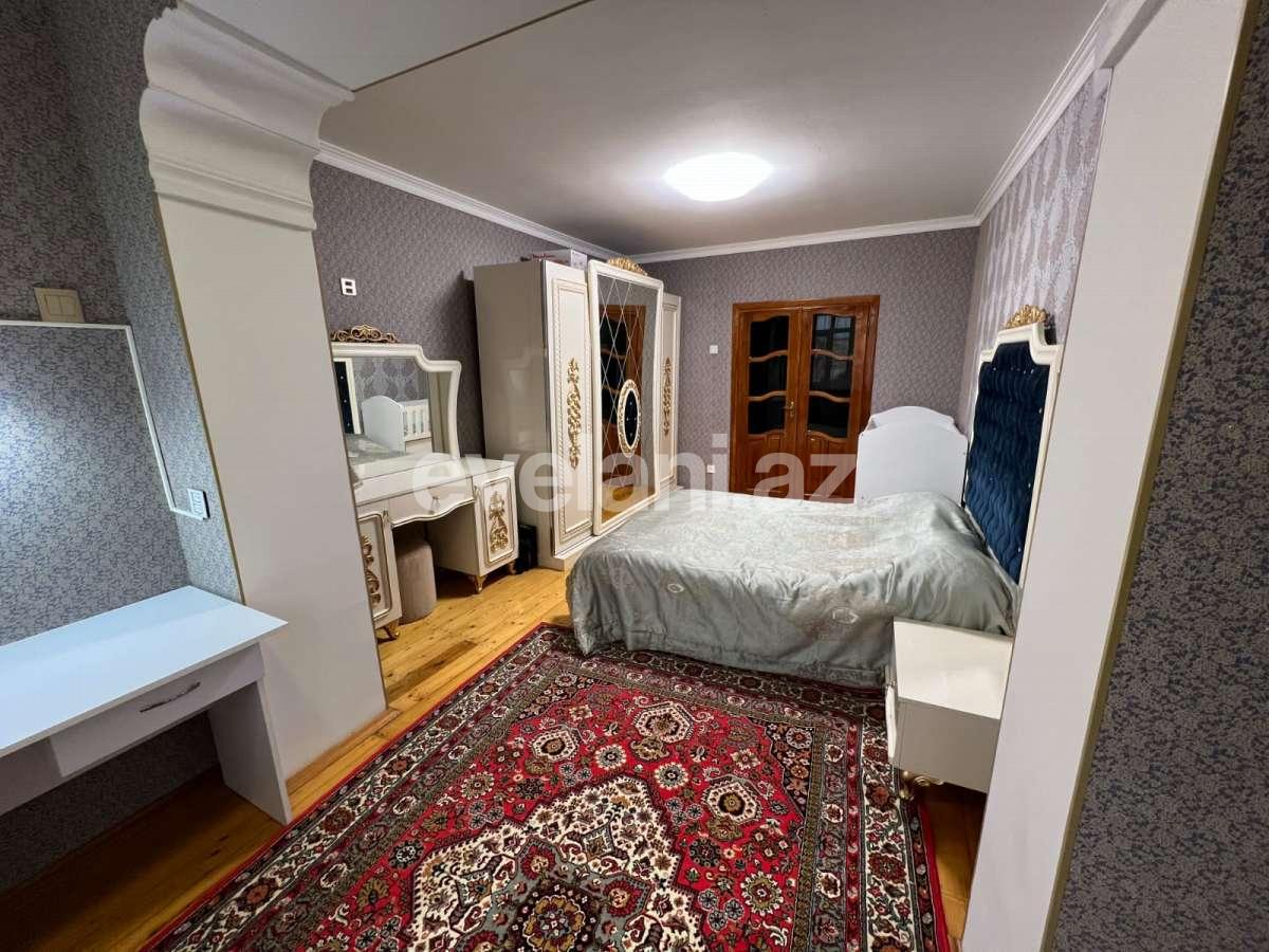 Satılır, köhnə tikili, 3 otaqlı, 113 m², Sumqayıt, 9-cu mikrorayon r.