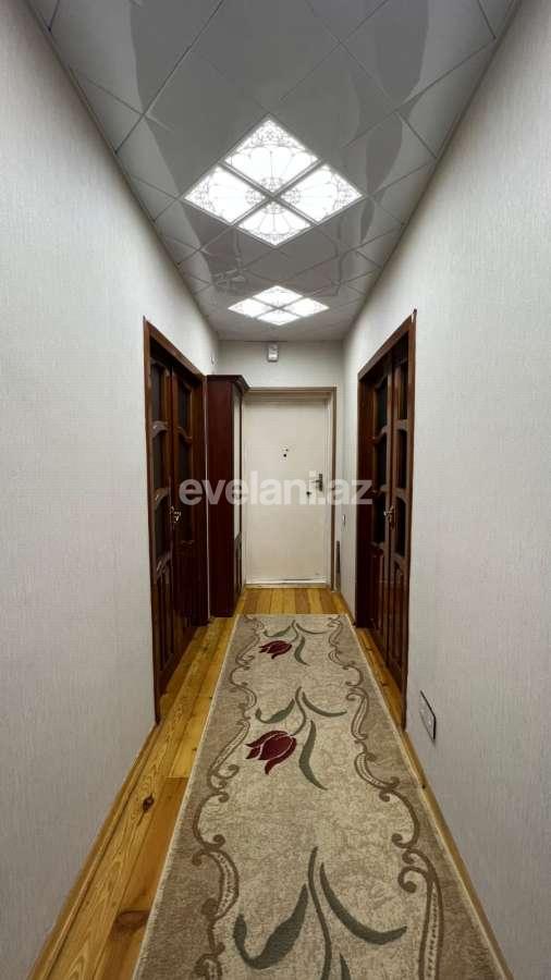 Satılır, köhnə tikili, 3 otaqlı, 113 m², Sumqayıt, 9-cu mikrorayon r.