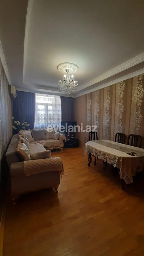 Satılır, köhnə tikili, 5 otaqlı, 110 m², Sumqayıt, 12-ci mikrorayon r.
