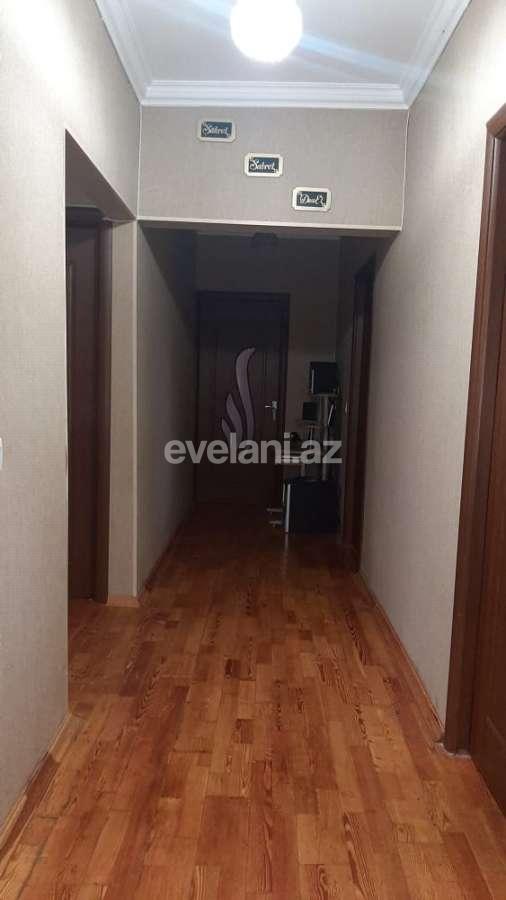 Satılır, köhnə tikili, 5 otaqlı, 110 m², Sumqayıt, 12-ci mikrorayon r.