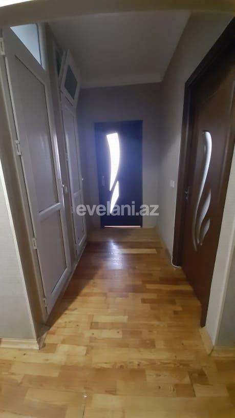 Satılır, köhnə tikili, 5 otaqlı, 110 m², Sumqayıt, 12-ci mikrorayon r.