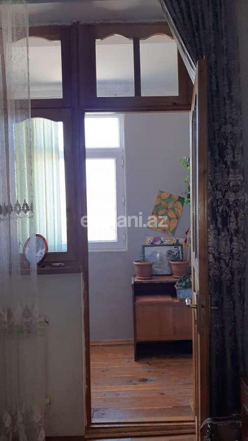 Satılır, köhnə tikili, 5 otaqlı, 110 m², Sumqayıt, 12-ci mikrorayon r.