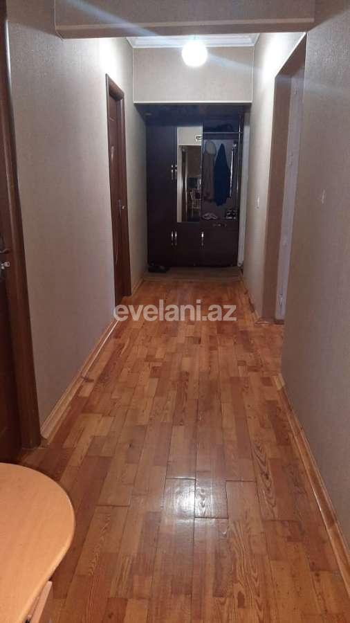 Satılır, köhnə tikili, 5 otaqlı, 110 m², Sumqayıt, 12-ci mikrorayon r.