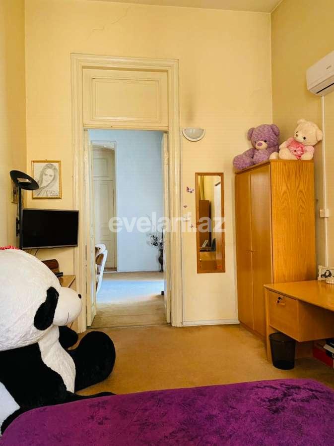 Satılır, köhnə tikili, 4 otaqlı, 165 m², Bakı, Səbail r.