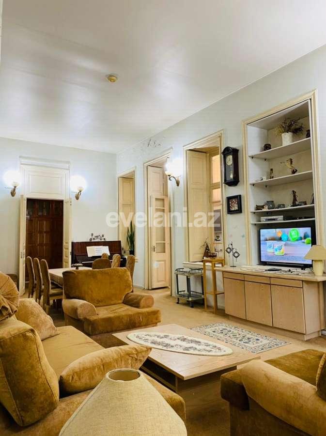 Satılır, köhnə tikili, 4 otaqlı, 165 m², Bakı, Səbail r.