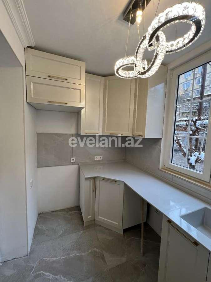 Sale, old building, 3 room, 60 m², Baku, Yasamal r, Yasamal d, Elmlar Akademiyası m.