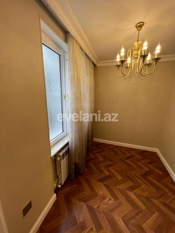 Sale, old building, 3 room, 60 m², Baku, Yasamal r, Yasamal d, Elmlar Akademiyası m.