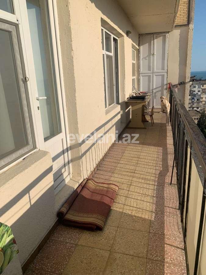 Satılır, köhnə tikili, 5 otaqlı, 104 m², Bakı, Xətai r, Həzi Aslanov m.