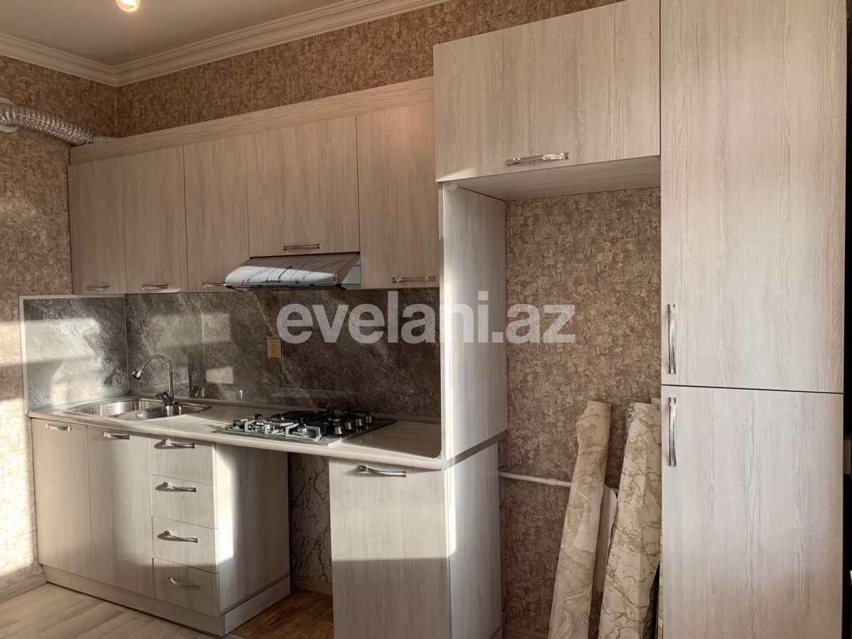 Satılır, köhnə tikili, 3 otaqlı, 70 m², Sumqayıt, 10-cu mikrorayon r.