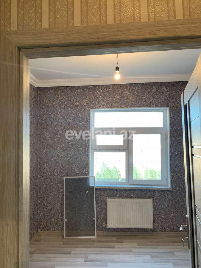 Satılır, köhnə tikili, 3 otaqlı, 70 m², Sumqayıt, 10-cu mikrorayon r.