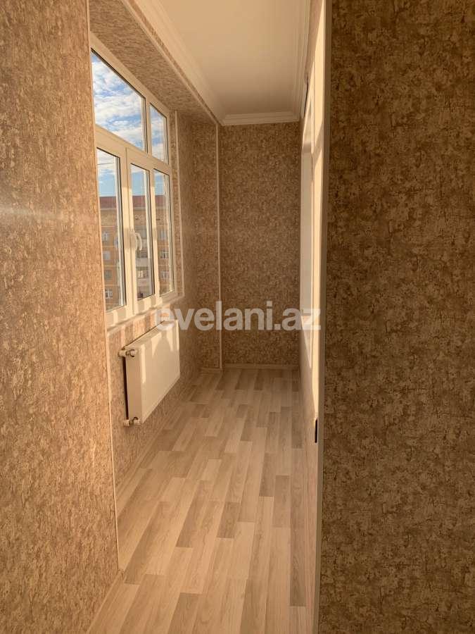 Satılır, köhnə tikili, 3 otaqlı, 70 m², Sumqayıt, 10-cu mikrorayon r.