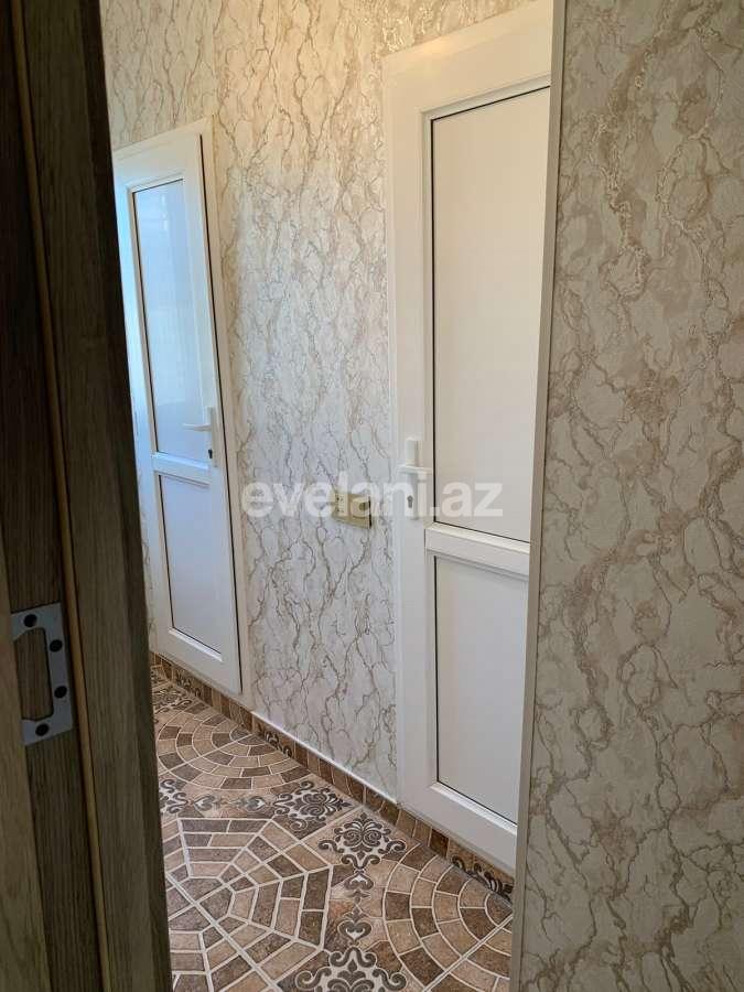 Satılır, köhnə tikili, 3 otaqlı, 70 m², Sumqayıt, 10-cu mikrorayon r.