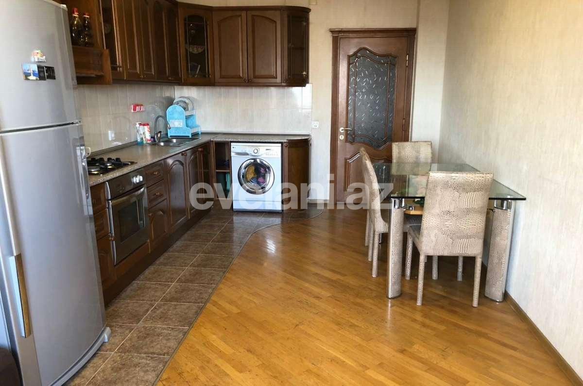 Satılır, yeni tikili, 4 otaqlı, 205 m², Bakı, Nəsimi r, 28 may m.