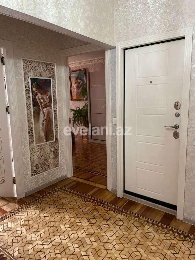 Satılır, köhnə tikili, 4 otaqlı, 100 m², Bakı, Xətai r, Əhmədli q, Əhmədli m.