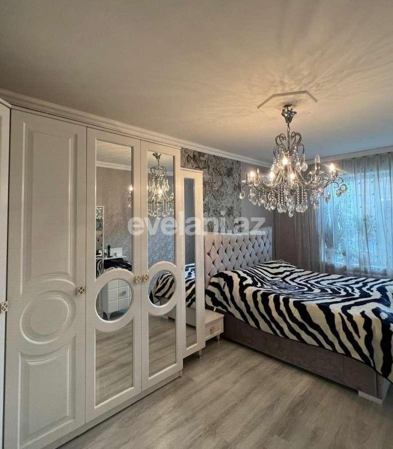 Satılır, köhnə tikili, 5 otaqlı, 110 m², Bakı, Yasamal r, Yeni Yasamal q, İnşaatçılar m.