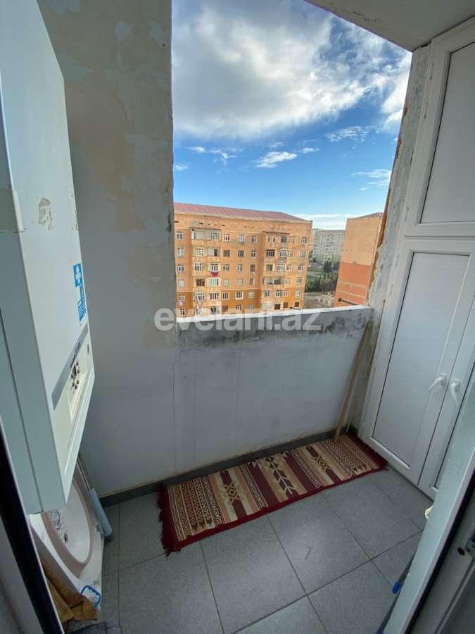 Satılır, köhnə tikili, 3 otaqlı, 70 m², Sumqayıt, 10-cu mikrorayon r.