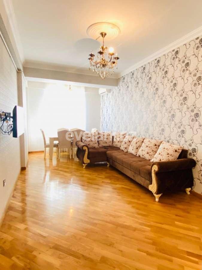 Kirayə verilir, yeni tikili, 2 otaqlı, 70 m², Bakı, Nizami r, Qara Qarayev m.
