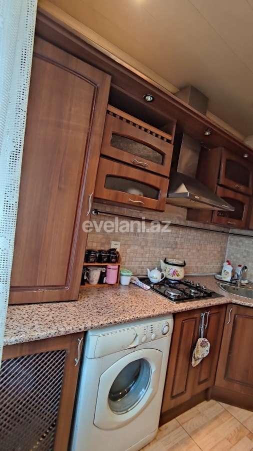 Kirayə verilir, köhnə tikili, 4 otaqlı, 110 m², Bakı, Yasamal r, Elmlər Akademiyası m.