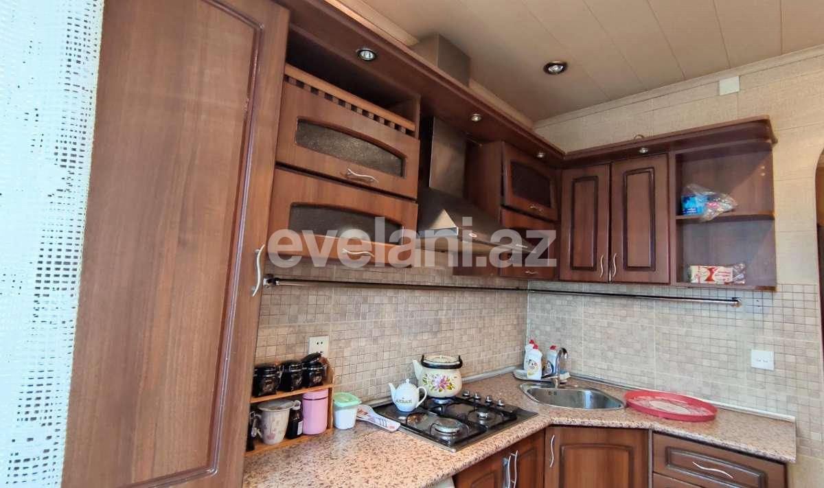 Kirayə verilir, köhnə tikili, 4 otaqlı, 110 m², Bakı, Yasamal r, Elmlər Akademiyası m.