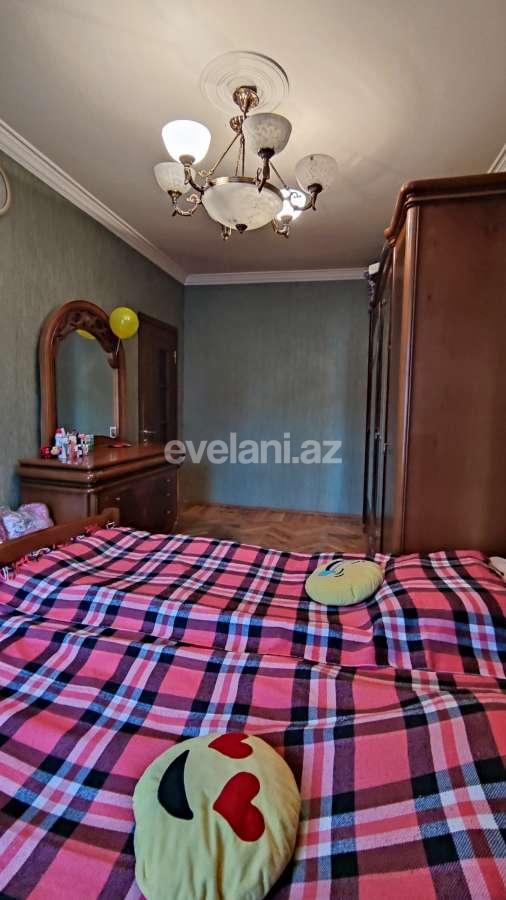Kirayə verilir, köhnə tikili, 4 otaqlı, 110 m², Bakı, Yasamal r, Elmlər Akademiyası m.