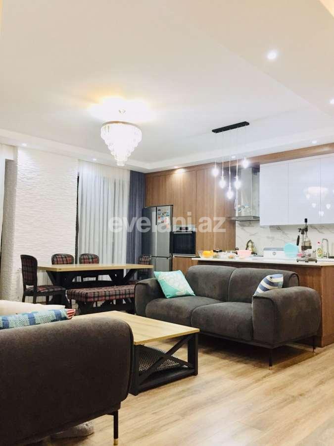 Rent, old building, 4 room, 150 m², Baku, Yasamal r.