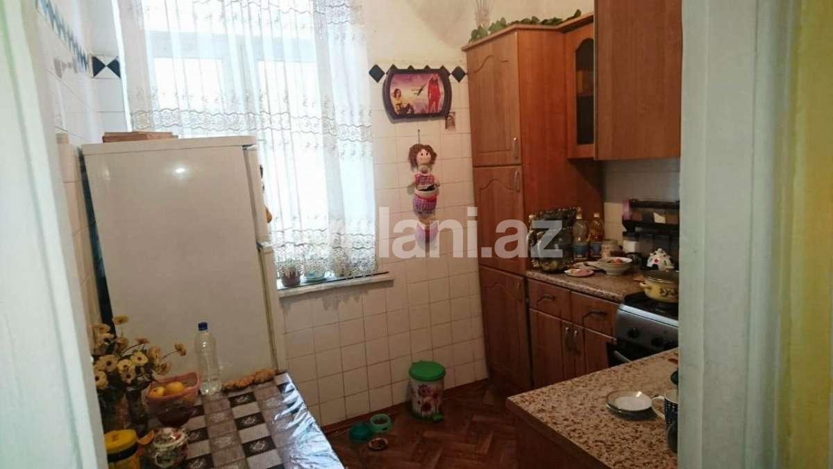 Satılır, köhnə tikili, 2 otaqlı, 55 m², Bakı, Yasamal r, Elmlər Akademiyası m.