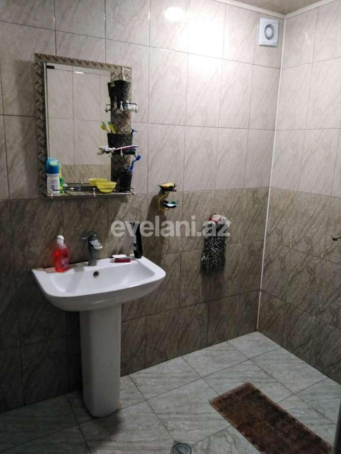 Sale, old building, 3 room, 71 m², Baku, Nizami r.