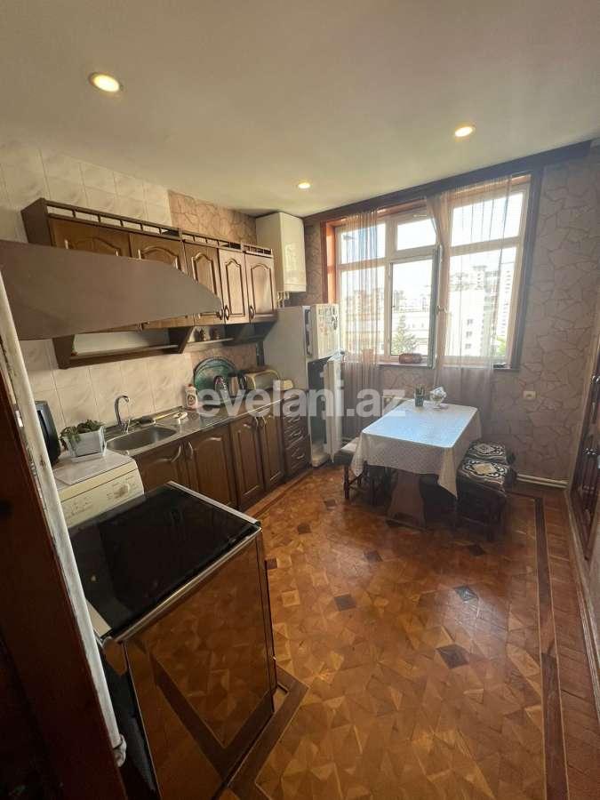 Satılır, köhnə tikili, 3 otaqlı, 84.99 m², Bakı, Xətai r, Əhmədli m.