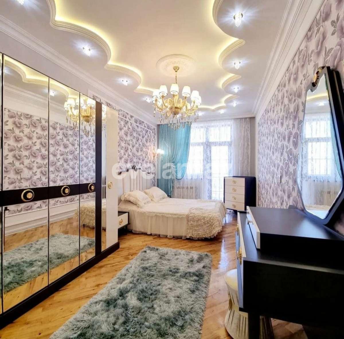Satılır, yeni tikili, 2 otaqlı, 67 m², Bakı, Nizami r, 8-ci kilometr q, Neftçilər m.
