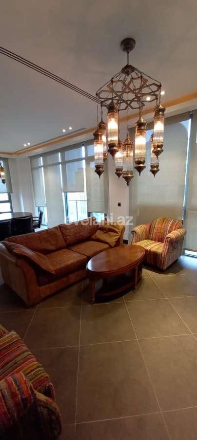 Сдаётся, новостройка, 4-комнаты, 160 m², Баку, Ясамальский r, Ичери Шехер m.