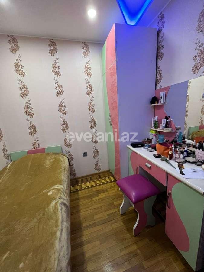 Rent, old building, 3 room, 90 m², Baku, Nasimi r.