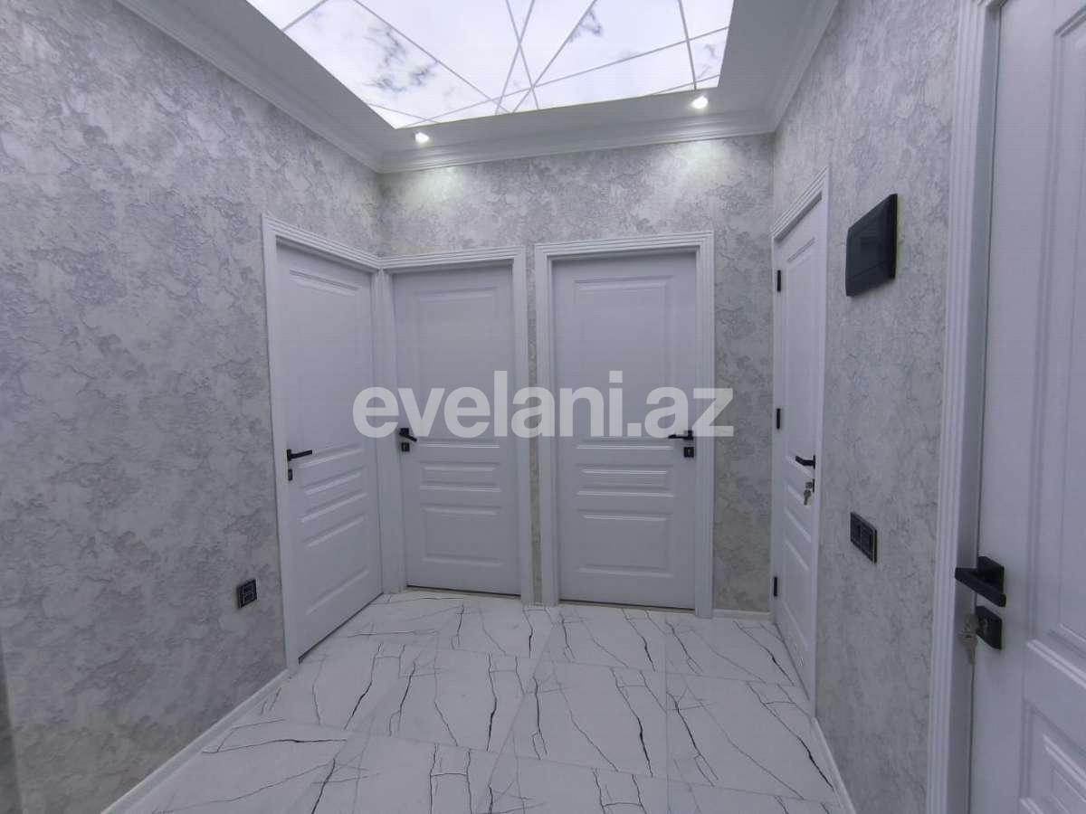Satılır, köhnə tikili, 3 otaqlı, 69.99 m², Bakı, Nəsimi r, 2-ci mikrorayon q, Memar Əcəmi m.