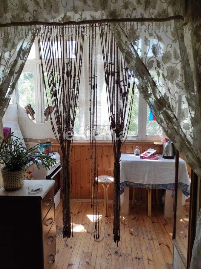 Rent, old building, 2 room, 34.99 m², Baku, Yasamal r, Yasamal d, Elmlar Akademiyası m.