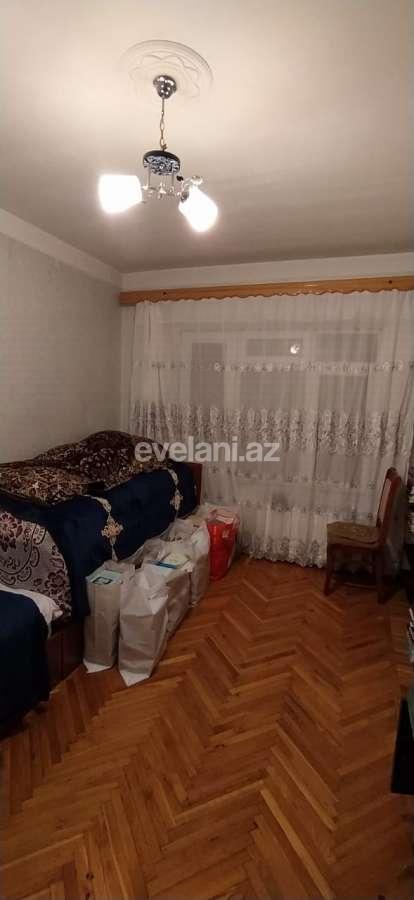 Satılır, köhnə tikili, 3 otaqlı, 70 m², Bakı, Xətai r, Həzi Aslanov q, Həzi Aslanov m.