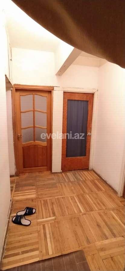 Satılır, köhnə tikili, 3 otaqlı, 70 m², Bakı, Xətai r, Həzi Aslanov q, Həzi Aslanov m.