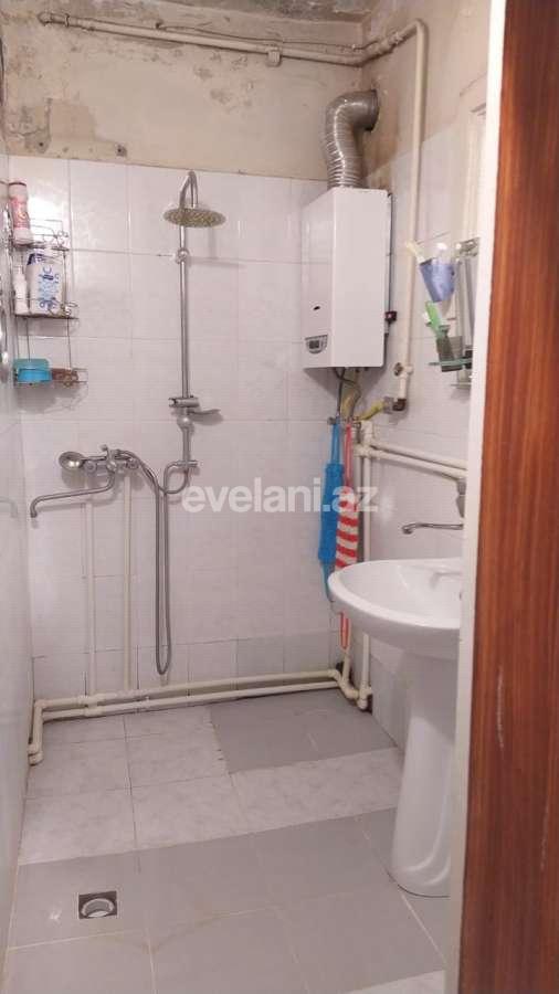 Satılır, köhnə tikili, 3 otaqlı, 70 m², Bakı, Xətai r, Həzi Aslanov q, Həzi Aslanov m.