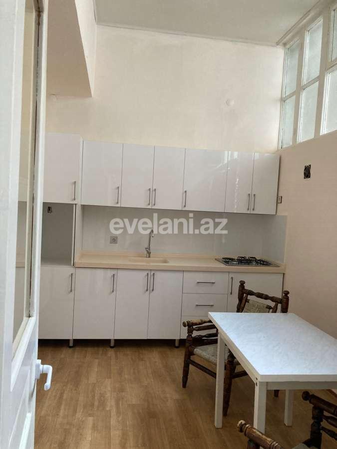 Rent, old building, 3 room, 100 m², Baku, Sabail r, Icheri Sheher m.