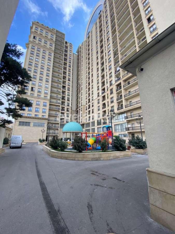 Satılır, yeni tikili, 3 otaqlı, 133 m², Bakı, Yasamal r, Elmlər Akademiyası m.