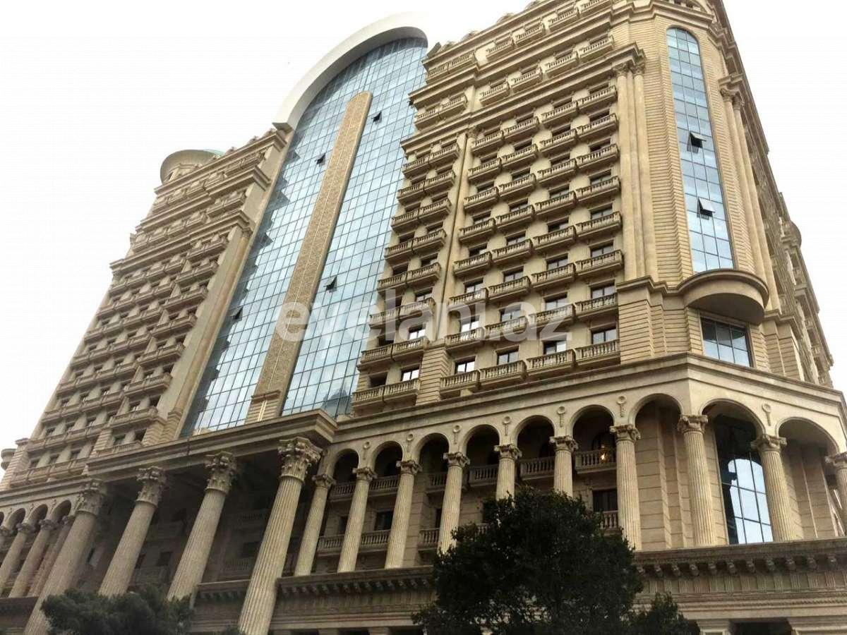 Satılır, yeni tikili, 3 otaqlı, 133 m², Bakı, Yasamal r, Elmlər Akademiyası m.