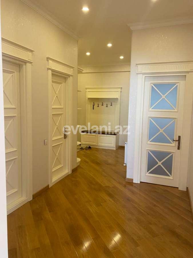 Satılır, yeni tikili, 3 otaqlı, 133 m², Bakı, Yasamal r, Elmlər Akademiyası m.