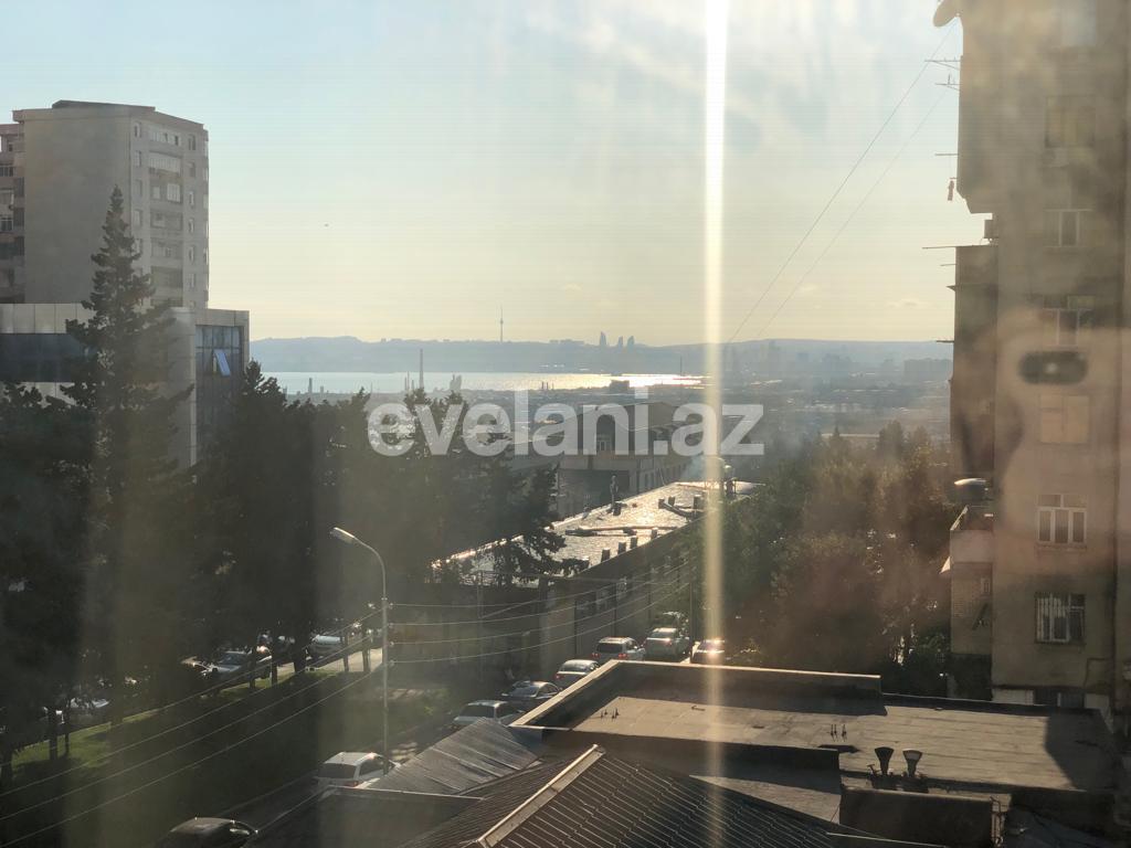 Satılır, köhnə tikili, 2 otaqlı, 59.99 m², Bakı, Xətai r, Əhmədli m.