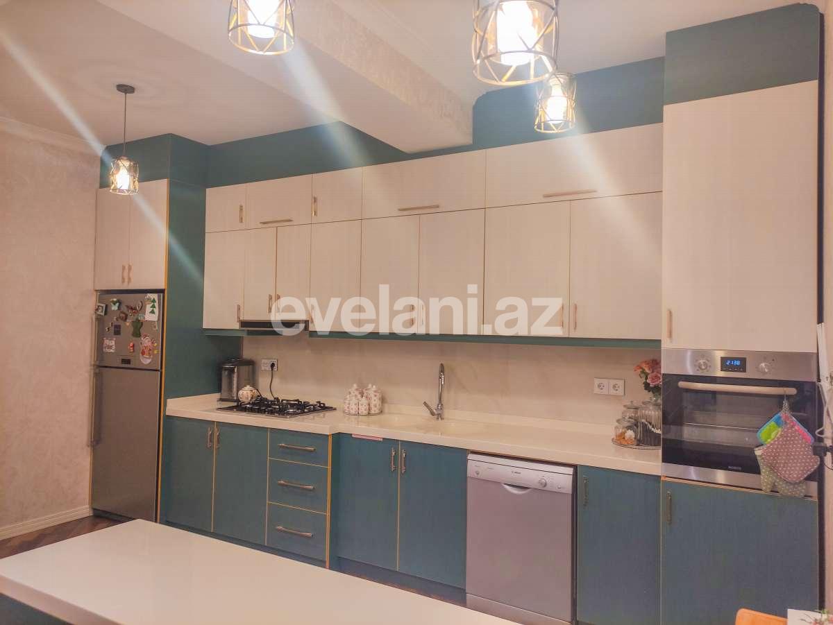 Satılır, yeni tikili, 3 otaqlı, 123 m², Bakı, Nizami r, Qara Qarayev m.