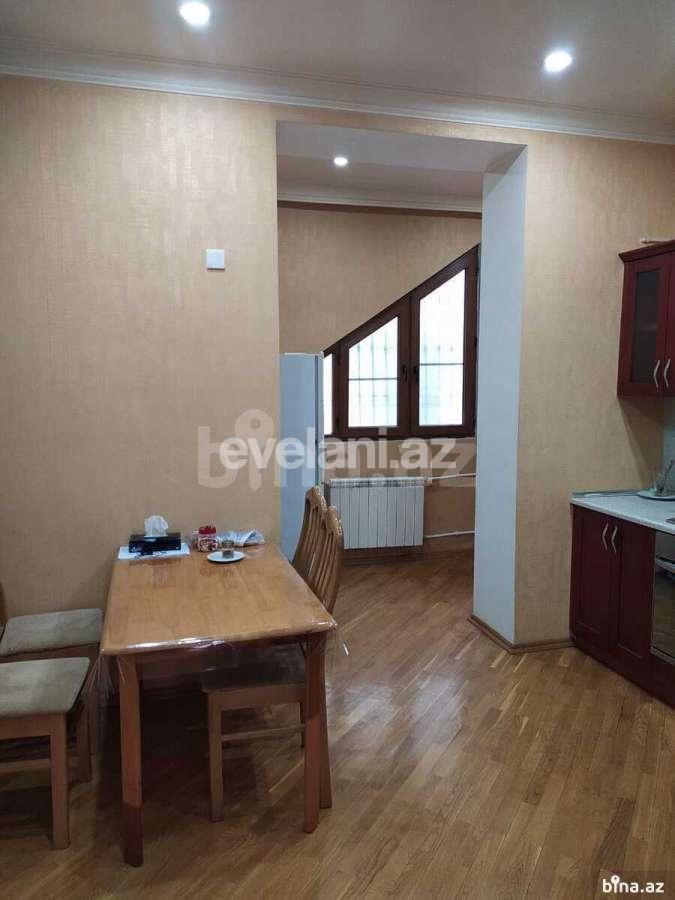 Kirayə verilir, köhnə tikili, 2 otaqlı, 70 m², Bakı, Nəsimi r.
