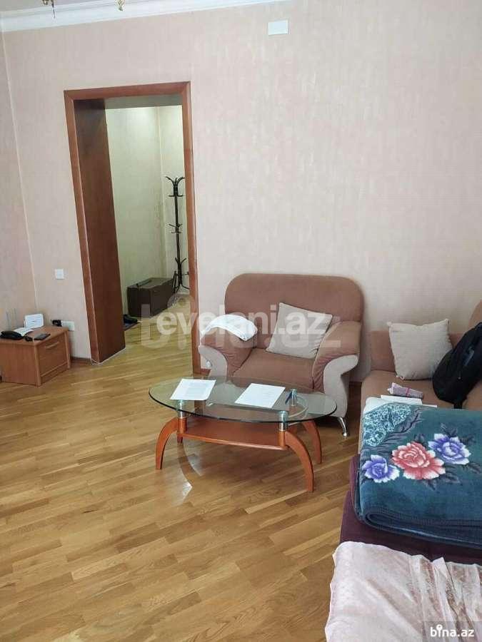 Kirayə verilir, köhnə tikili, 2 otaqlı, 70 m², Bakı, Nəsimi r.