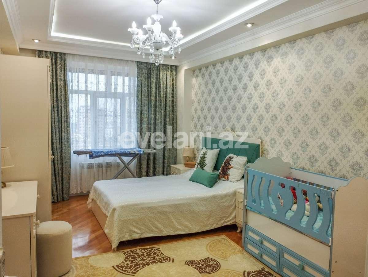 Sale, new building, 3 room, 130 m², Baku, Khatai r, Hazi Aslanov m.