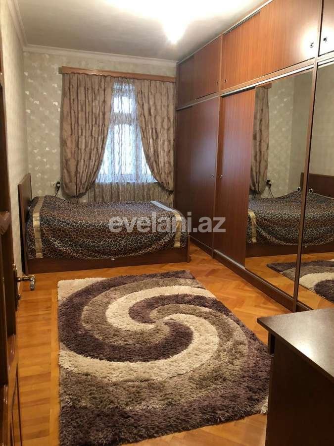 Satılır, köhnə tikili, 3 otaqlı, 55 m², Bakı, Yasamal r, Nizami m.