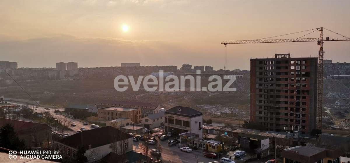 Satılır, köhnə tikili, 4 otaqlı, 100 m², Bakı, Suraxanı r, Yeni Günəşli q.