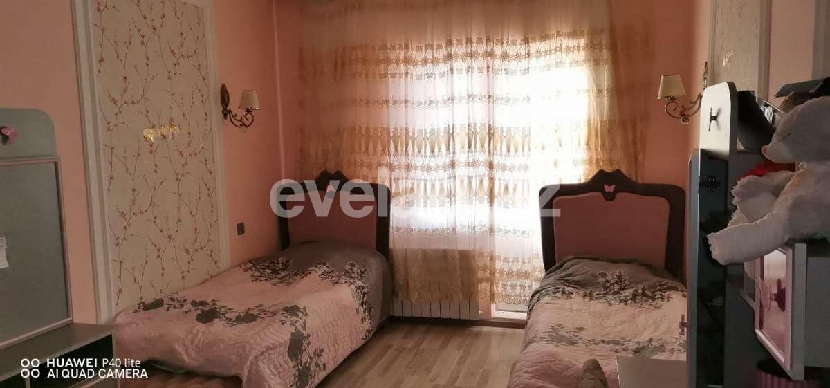 Satılır, köhnə tikili, 4 otaqlı, 100 m², Bakı, Suraxanı r, Yeni Günəşli q.