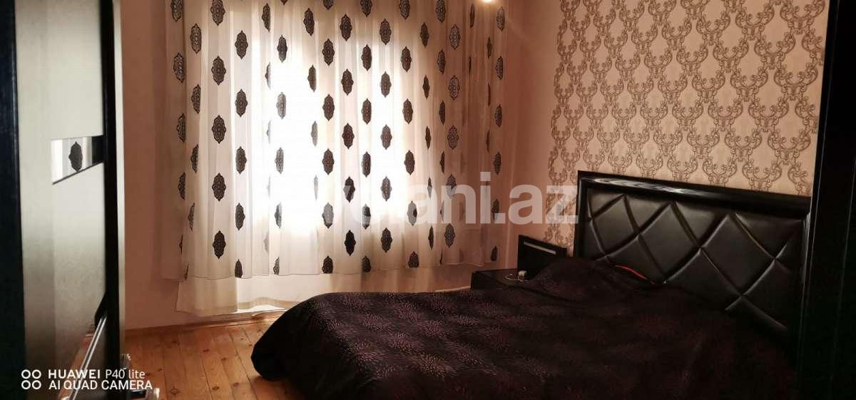 Satılır, köhnə tikili, 4 otaqlı, 100 m², Bakı, Suraxanı r, Yeni Günəşli q.